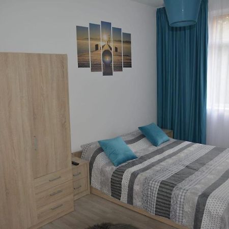 Sunrise Apartment Petroşani Εξωτερικό φωτογραφία