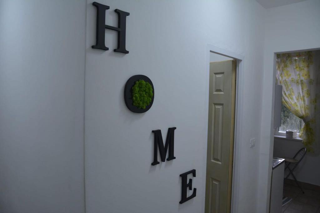 Sunrise Apartment Petroşani Εξωτερικό φωτογραφία