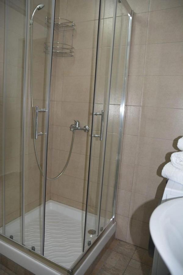 Sunrise Apartment Petroşani Εξωτερικό φωτογραφία